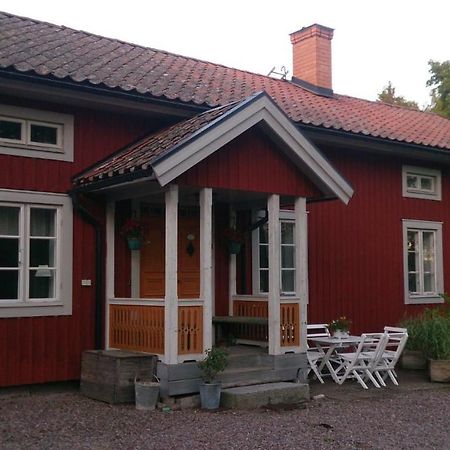 Roeda Stugan Hedemora Экстерьер фото