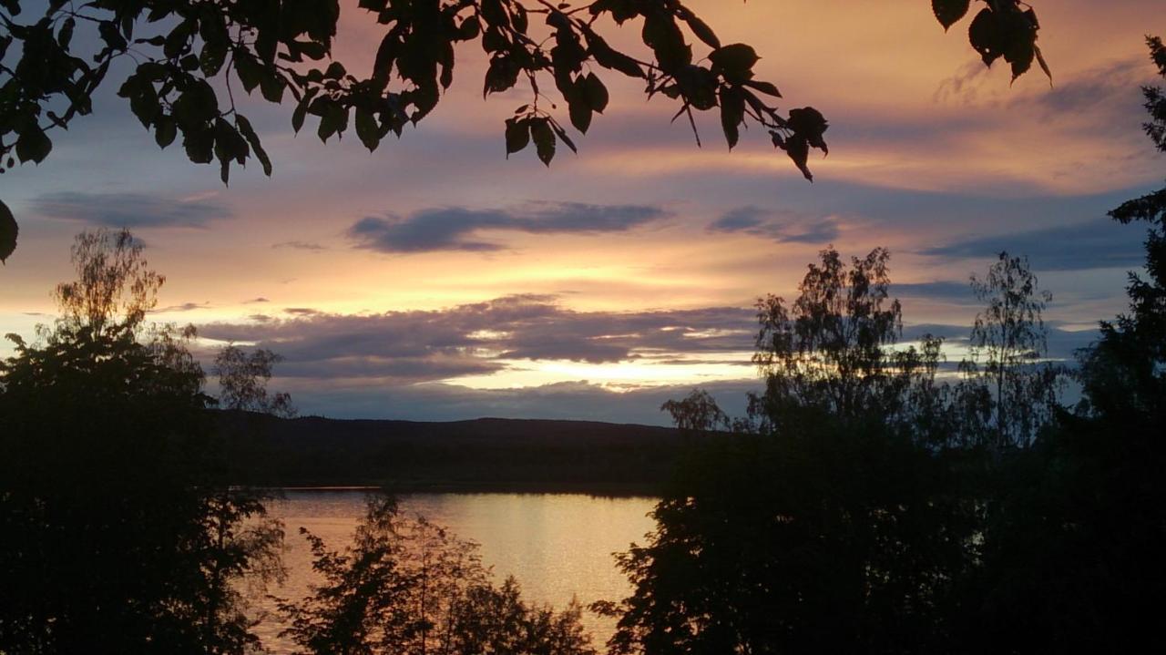 Roeda Stugan Hedemora Экстерьер фото